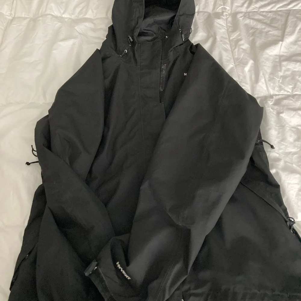 Womens North Face Rain Jacket - Picture 1 of 2